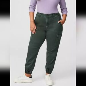TORRID Utility Stretch Twill Jogger - 20 Short
